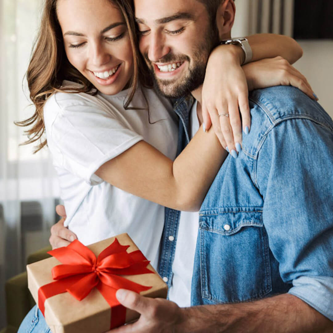 Elevate Your Gifting Game: Perfume Gift Tips for Every Occasion